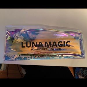 Luna Magic Brushes